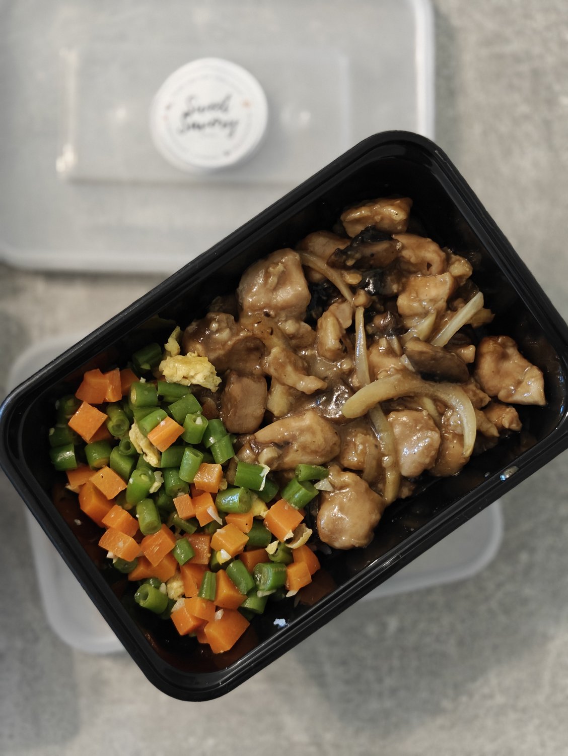 Professional meal prep catering with hearty protein and vegetables